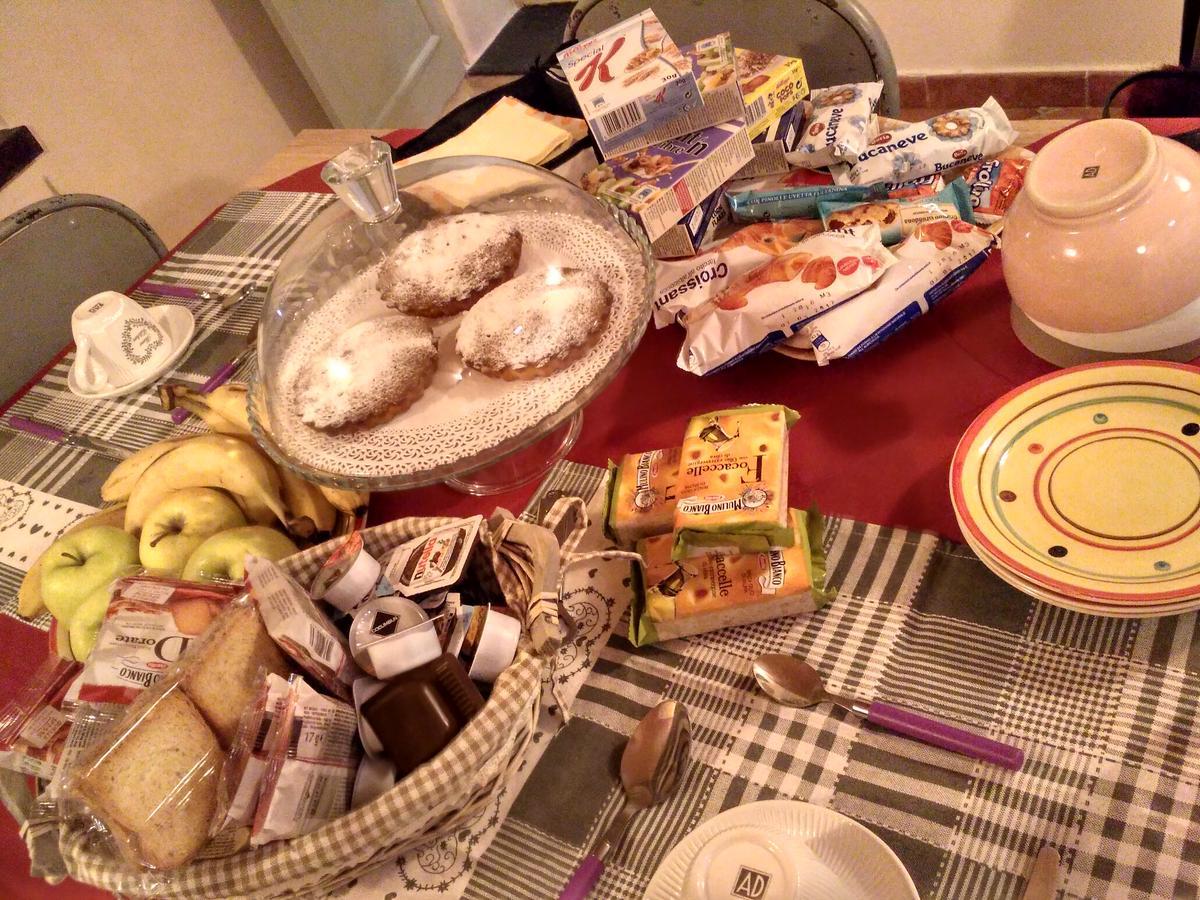 B&B L' Albicocco Gavi Kültér fotó